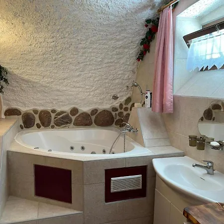 Casa Job - - Sauna, Whirlpool - *