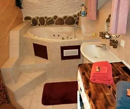 Casa Job - - Sauna, Whirlpool - Inn Trun