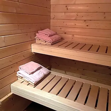 Casa Job - - Sauna, Whirlpool - Inn Trun